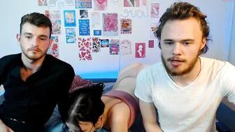 hizgi fucks herself hard