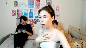 hizgi juicy slut enjoys cooney