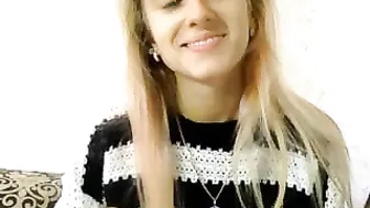 irinaishere spectacular slut strokes her clit
