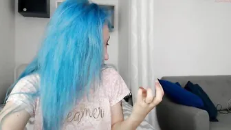 mineeett Lustful ladies lick wet pussies