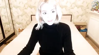 petiteheather Slutty fucks herself with an orange toy