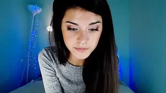 tayashine and gilded dildo