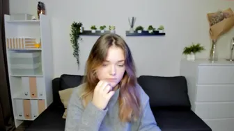 caitlin_bell online new room with a strip whore