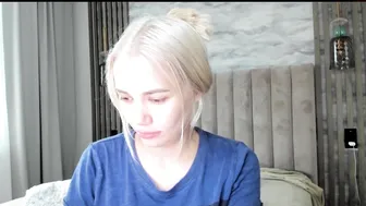 dontbeshybaby close-up rubbing  with new toy 2022 webcam