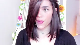 _meghan_gomez1_ smoking cam babe gets fucked by a big dildo