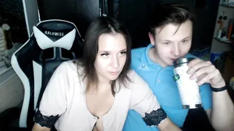 sweety_coupe live chat show with tattooed whore