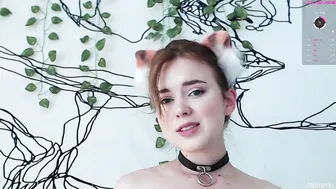 tayasha usa student fucks a dildo in the ass