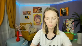 stephanie_evans webcam close-up dildo petting