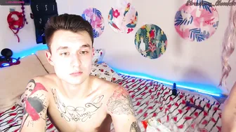 strawberry_chocolate slutty female has pussy fucked