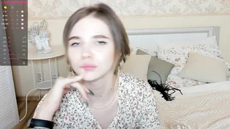 solla_q big dick entered a wet hole in online chat