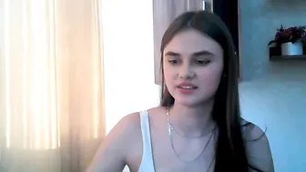 qqlola  cum show in mouth girl