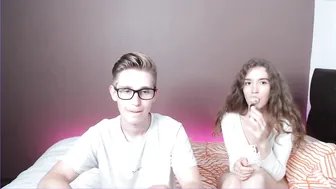 purple_cats busty chick jerks off her phallus