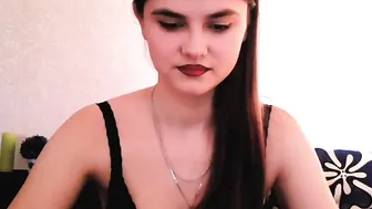 qqlola squirt masturbation