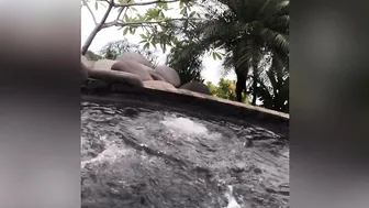 lilu_moon close-up with a sweet wet pussy in free chat show