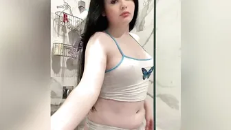 Maddy aka babymaddyxo  sweet women dance naked