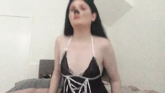 Maddy aka babymaddyxo  easy pitching teen with pigtails