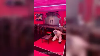 mistressiside  teen from russia gives  online