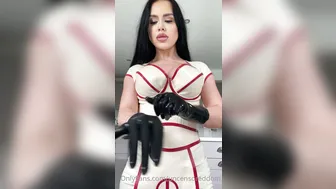 Obey Angelina aka uncensorredom  teen slut fingers pussy