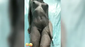 Peachy Lily aka peachy.lily  amazing skin fucks the pussy