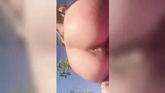 rejaniced cute blondie exposes big tits