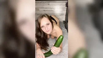 xxxkaybugcoffee vip show rubbing  with a beautiful cam blonde