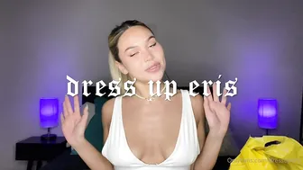 dressuperis Busty bitch jerks pussy with phallus