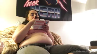 chubbychiquita Cute babe masturbating cunt