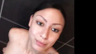 Cassie Del Isla (@cassie Cute lady shows natural tits