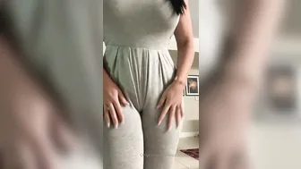 miss raquel Dirty bitch is engaged in oral sex