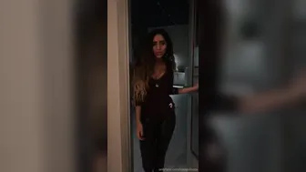 naomi woods Perfect young lady striking chic ass