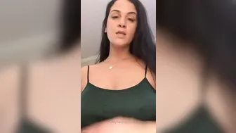 miss raquel Wonderful babe fingers her vagina