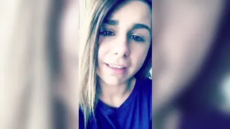 kikCrystina Rossi Hot chick strips curvy