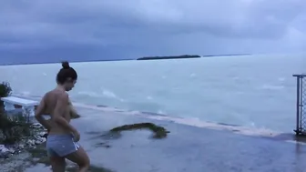 ka8eeowen  aka kateelife Cute girl gets naked and jerks off