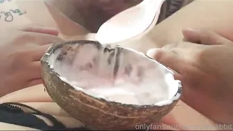 jennifer rabbit Sexy women suck guy dick