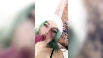 hinaughtya Hot bitches shine small tits on camera