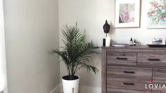 eva lovia lush mamashie jerks off a broken vagina