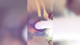 gwen singer played with tits