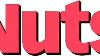 Holly Peers onlyfans Perky coquette lifts a robe