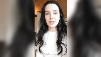 Aella Girl onlyfans 26 May 2021