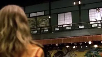 shiaswordgirl Sultry woman fiercely jerks her pussy