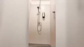 JasminX onlyfans Curva in stockings fucks clit