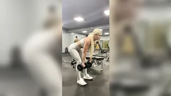 toneupwithtay Busty Babe Shows Forms