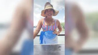 theparadisebartender Luxurious curvy masturbates with sex toy cap