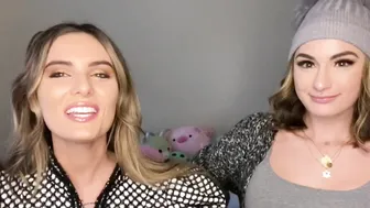 shiaswordgirl Black haired prostitute fucks hairy cunt