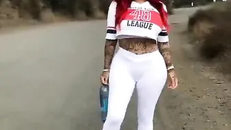 brittanya razavi not jerking off without the presence of a girlfriend