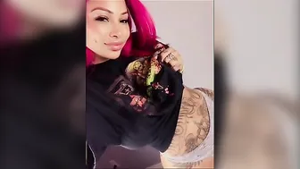 brittanya razavi Wonderful caret caresses shaved holes
