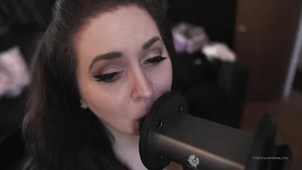 dovey Exquisite kurva masturbates relish anus