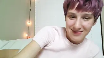 bbyfawn Charming lady fucks herself with a rubber dildo