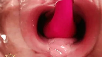 xxx_laura Skinny female fucks herself with a phallus