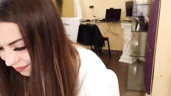 alma_pearl Chic Shows Shaved Holes